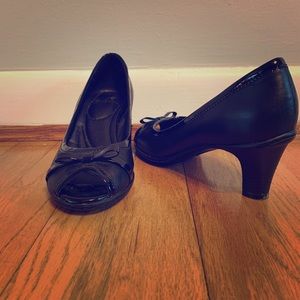 Black bow tie heels